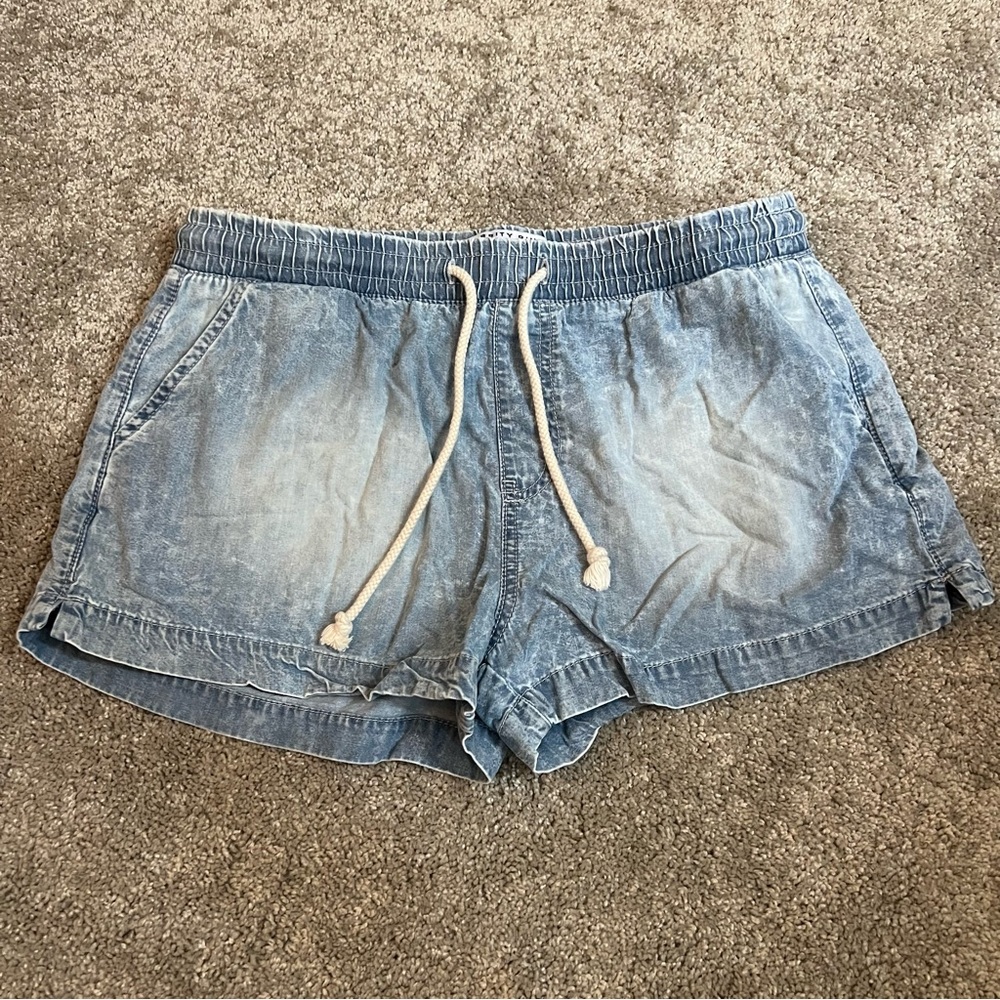 Celebrity Pink Light Blue Jean Shorts
